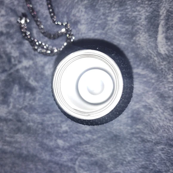 Las Vegas Rhinestone Water Bottle - Picture 5 of 5